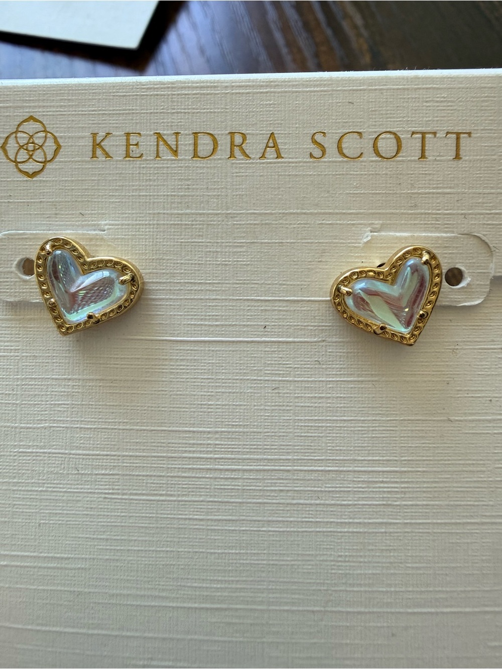 Kendra Scott Iridescent Heart Studs in Gold